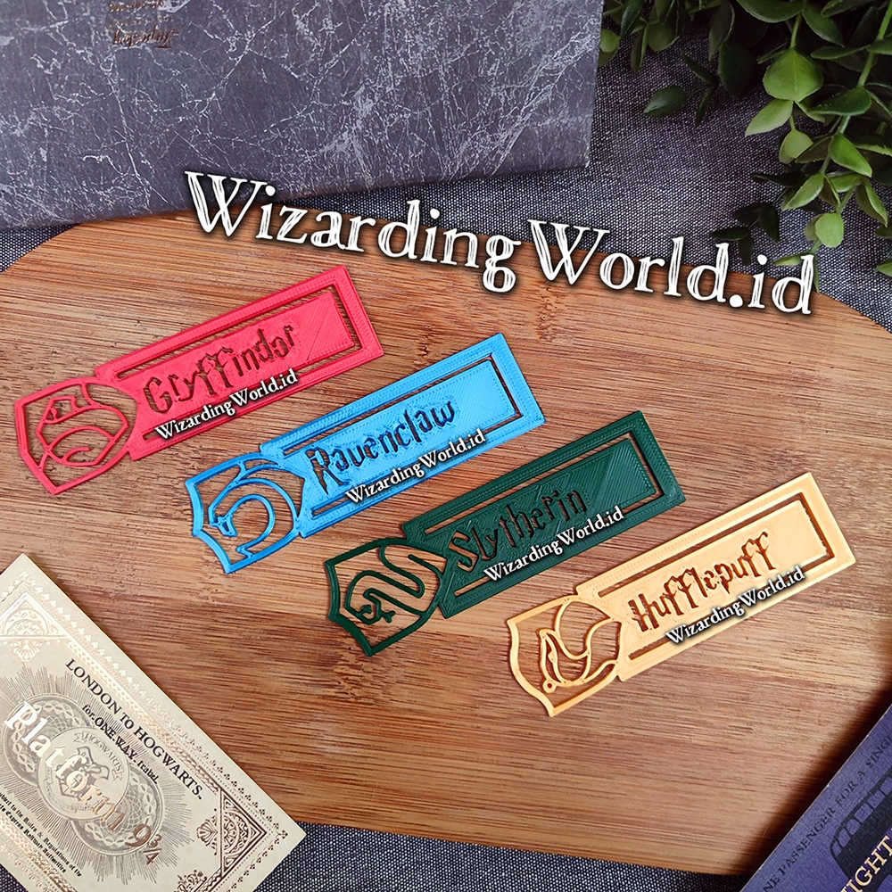 

MRH1 Bookmark Pembatas Buku Harry Potter Gryffindor Slytherin Ravenclaw Hufflepuff Asrama Koleksi