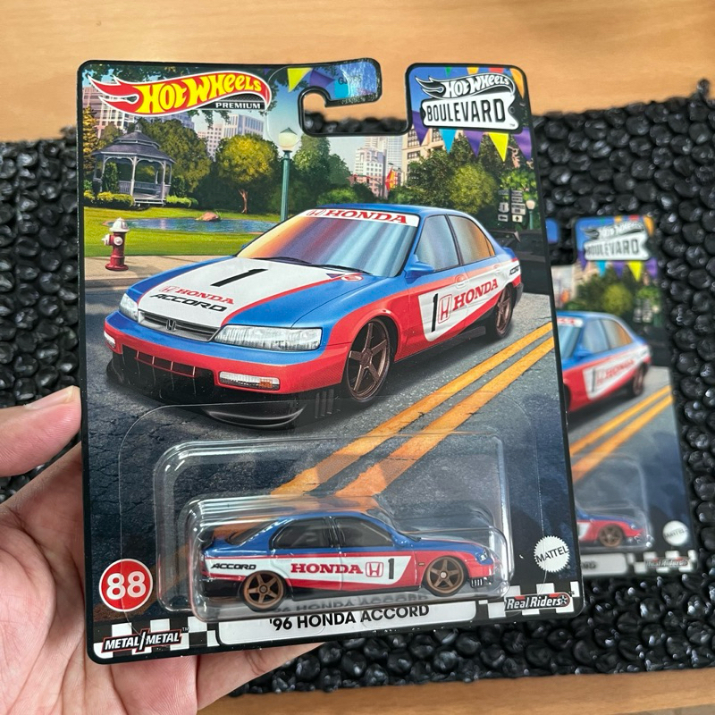 hot wheels premium Boulevard Honda Accord