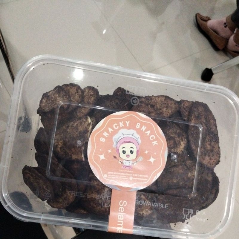 

Snacky Snack Keripik Pisang Coklat camilan 110gram