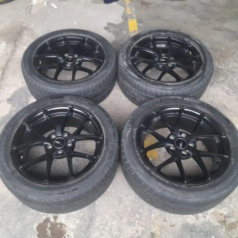 VELG SEKEN MOBIL INOVA CRV XTRAIL RING 18 BAUT 5 HSR HARUKU BAN 235 50 R17