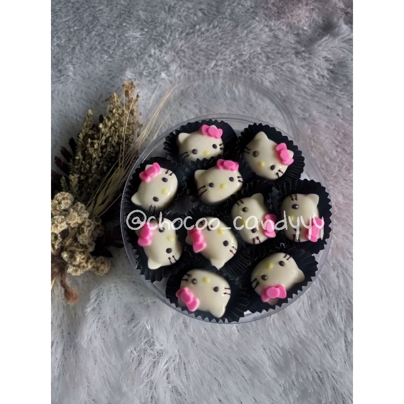 

Coklat karakter edisi lebaran hello kitty