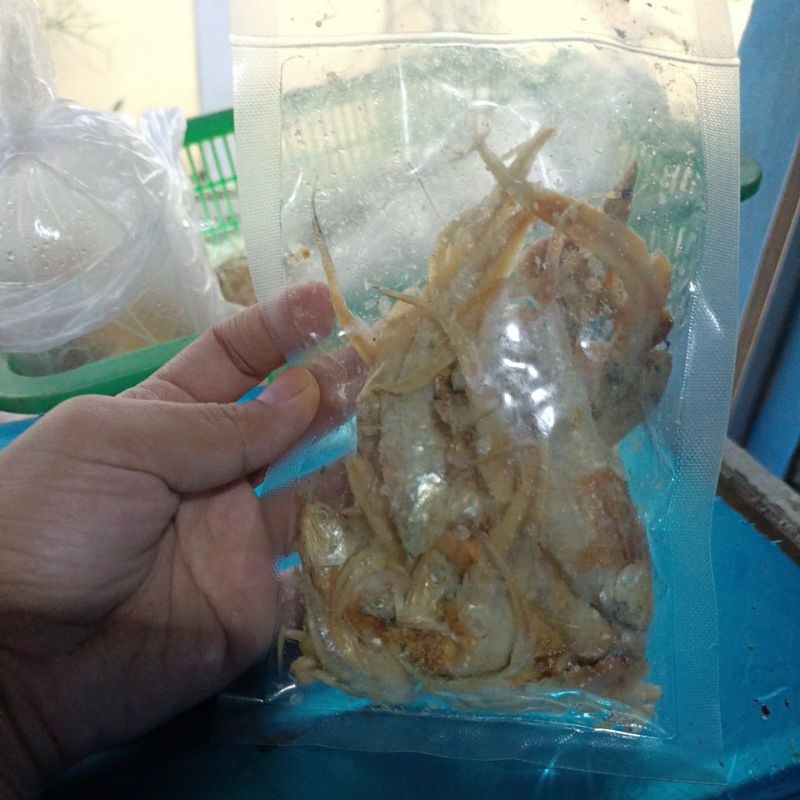 

Ikan Asin Bulu Ayam 100gr