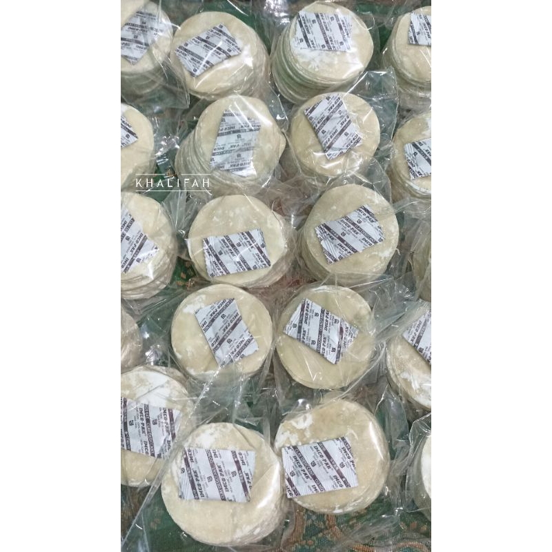 

Kulit dimsum gyoza 9cm isi 100 lembar