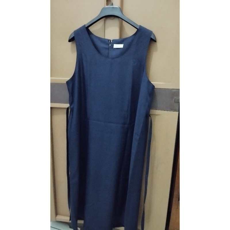 overall kutung nevi+inner kemeja putih