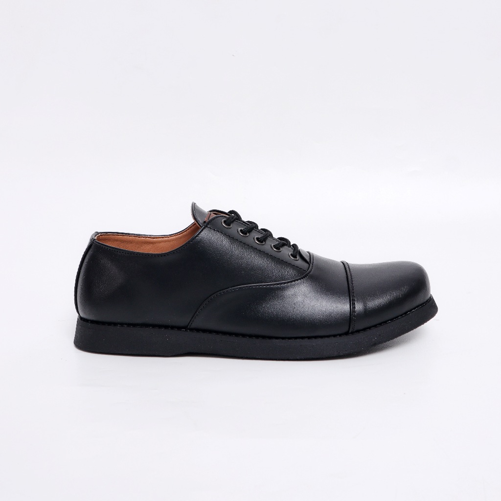 MNDY Official - Oxford Full Black - Sepatu Pantofel Pria Dewasa Formal Casual Kulit Kerja Resmi Kondangan Original Image 2