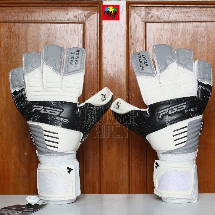 Sarung Tangan Kiper PGS EAGLE TITANIUM 2024 BLACK WHITE SKU PGS 34