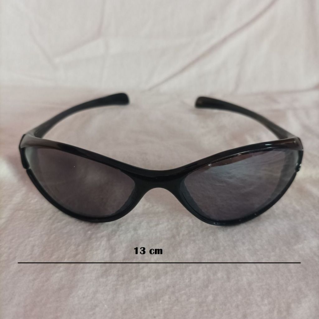 kacamata Sunglasses Hitam No Brand - Italy Design