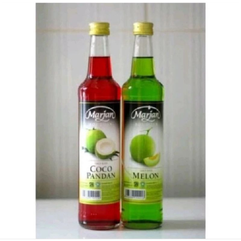 

Marjan sirup kemasan botol rasa melon dan cocopandan 460 ml