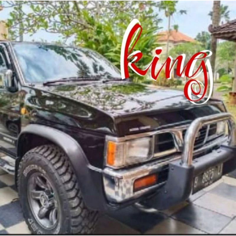 over fender Nissan Terrano kingsroad