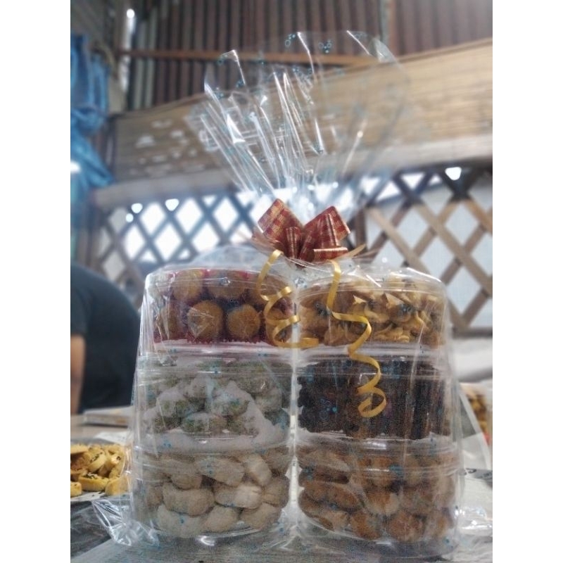 

Parsel Kuker Lebaran 6 Toples