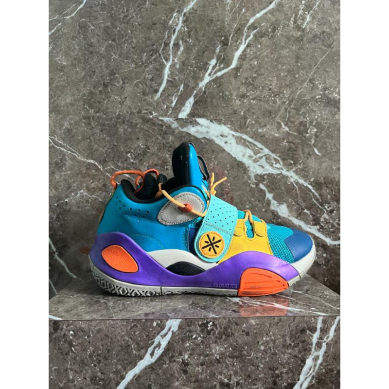 sepatu basket lining all city 8v