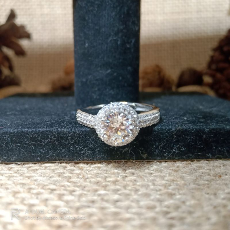 Cincin Moissanite Authentic, by olla shopping depok