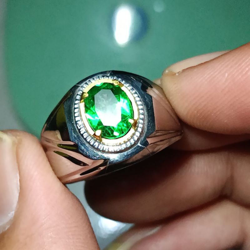 Green Topaz ring monel 8 + memo