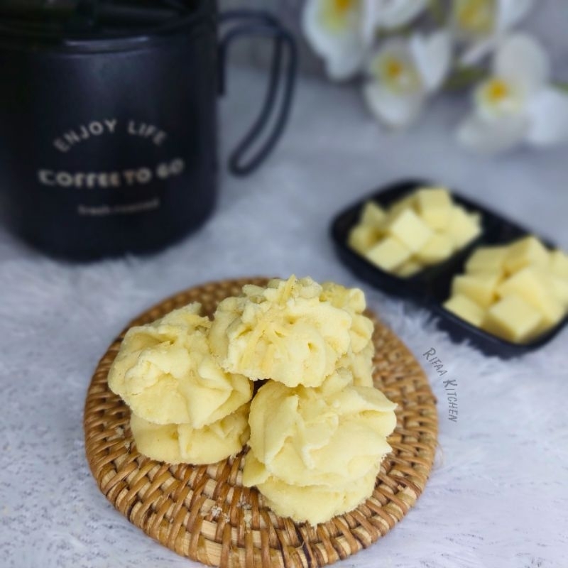 

SAGU KEJU TOPLES JAR 800ML