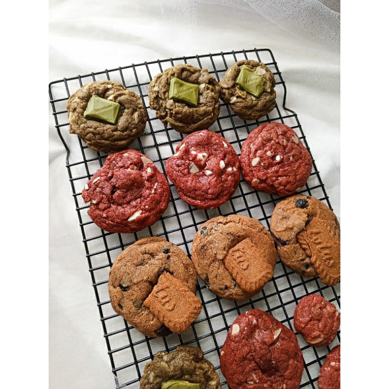 

soft cookies,hampers, jar,hampers lebaran, sudah bersertifikat halal