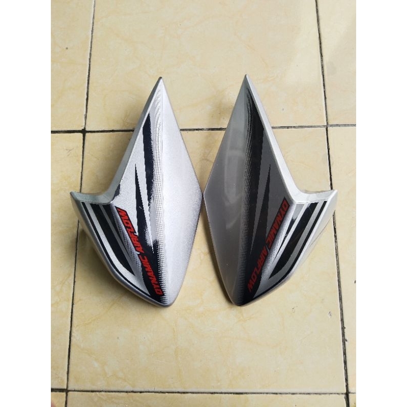 cover tangki kupingan tangki kanan kiri Verza 150 Original