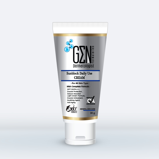 Gen Dermatologist Sunblock Daily Use Cream (For All SKin Types) 30g