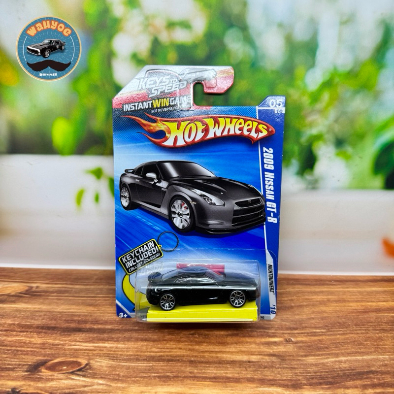 Hot wheels nissan gtr