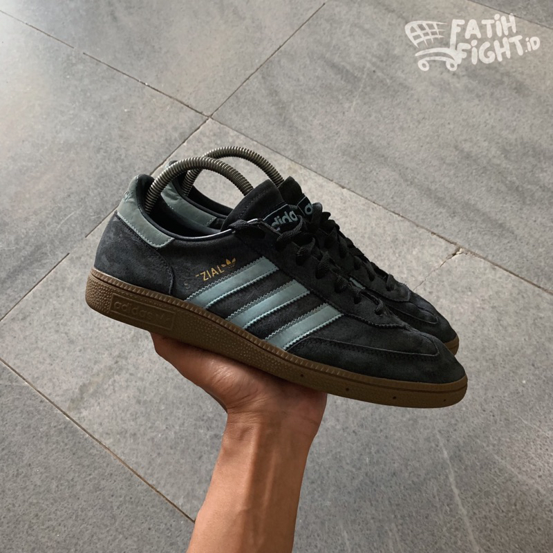 sepatu adidas spezial handball night navy second original 42 island series