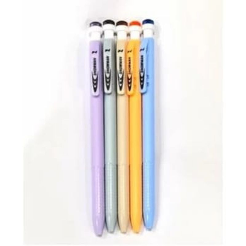 

Snowman Bolpen V4 Hitam isi 12 Pcs