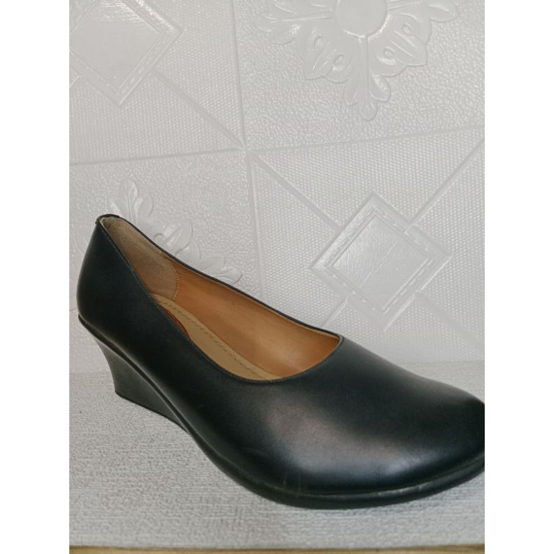 SEPATU WEDGES LUFAS PERSIT BHAYANGKARI KULIT ASLI HAK 5CM DIJAMIN ORIGINAL