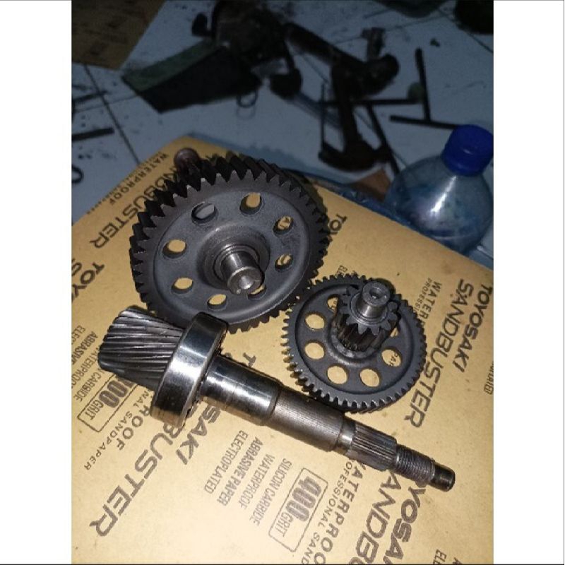 GIGI RASIO GIGI GARDAN 1SET HONDA BEAT FI BEAT KARBU SCOOPY FI VARIO KARBU COPOTAN ORIGINAL