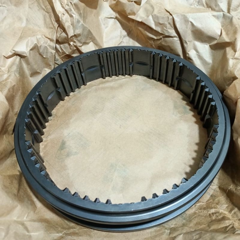 SLIDING SLEEVE 63T HINO 500 FM320TI TRANSMISI M009 ITALY S3345-E0030