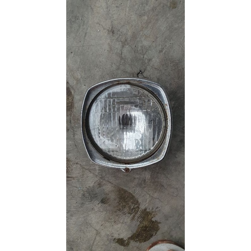 lampu depan yamaha V75