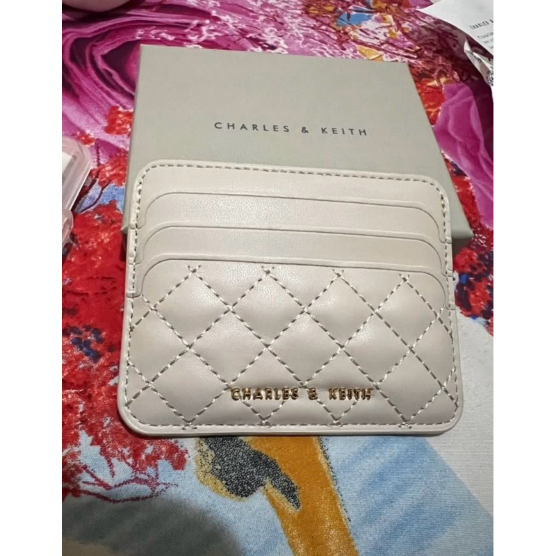 DOMPET CHARLES AND KEITH ORI