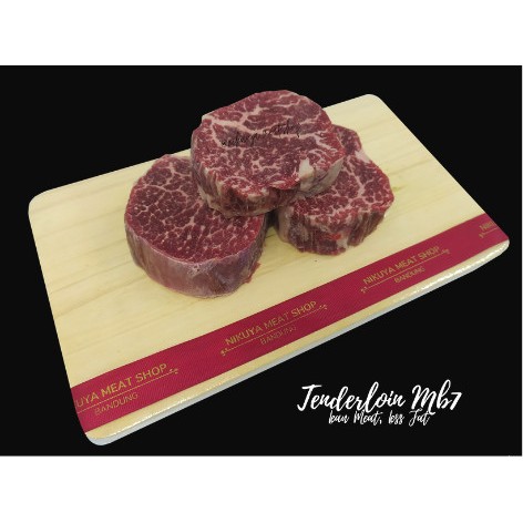 

AUS Wagyu TENDERLOIN MB7 - steak stik impor less fat empuk