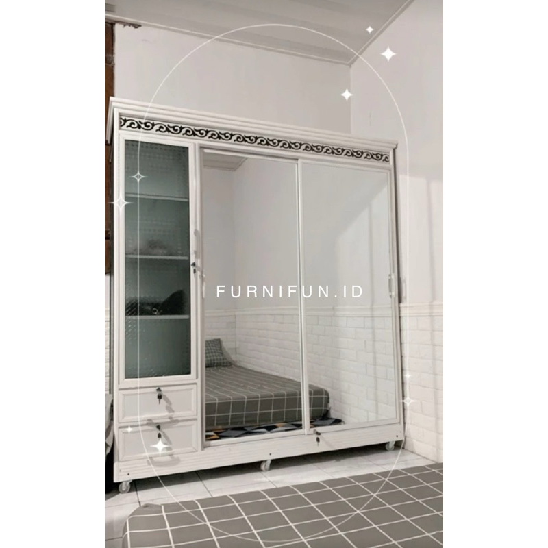 Lemari Kaca sliding / Lemari aluminium / Lemari Baju Kaca