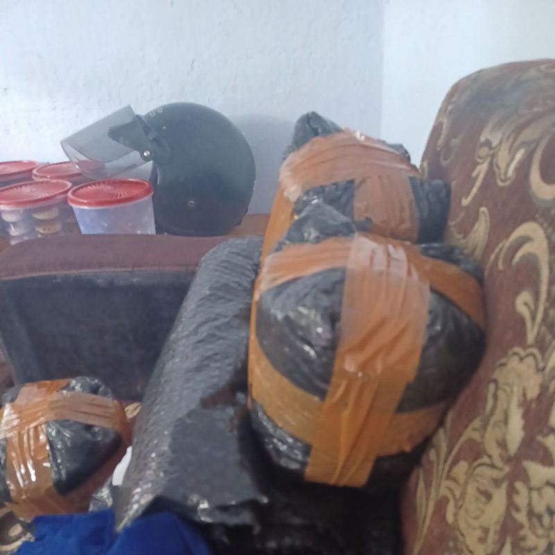 

Tambahan Bubble wrap untuk packing