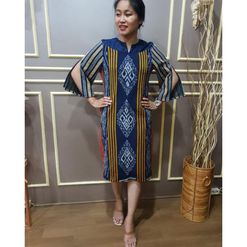 BAJU TENUN JEPARA DRESS TENUN MOTIF TORAJA BAJU TENUN KOMBINASI BROKAT HALUS GAUN BAJU WANITA