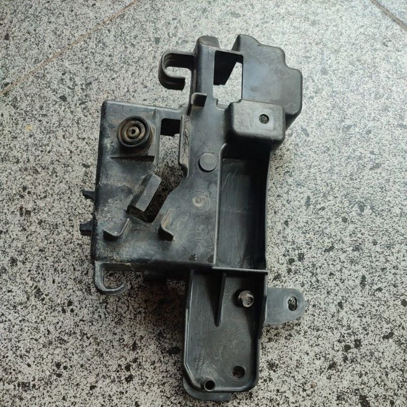 cover wadah aki original yamaha byson