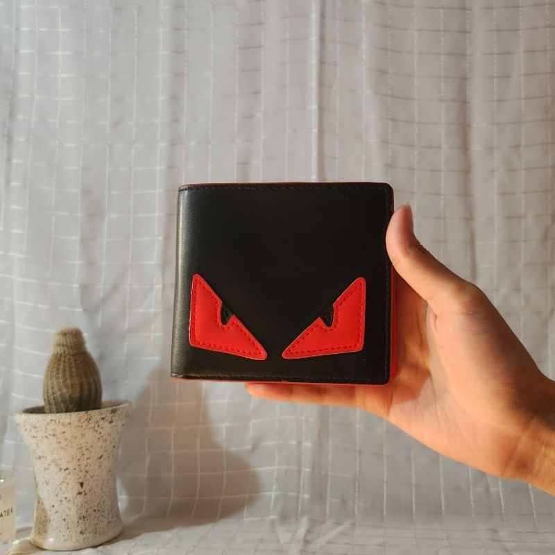 Dompet Pria Fendi Mata Merah