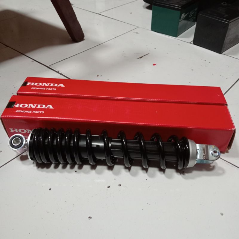 SHOCKBREAKER SHOCK BELAKANG BEAT FI SCOOPY FI SPACY FI 52400KZLA01 SHOWA HONDA ASLI AHM