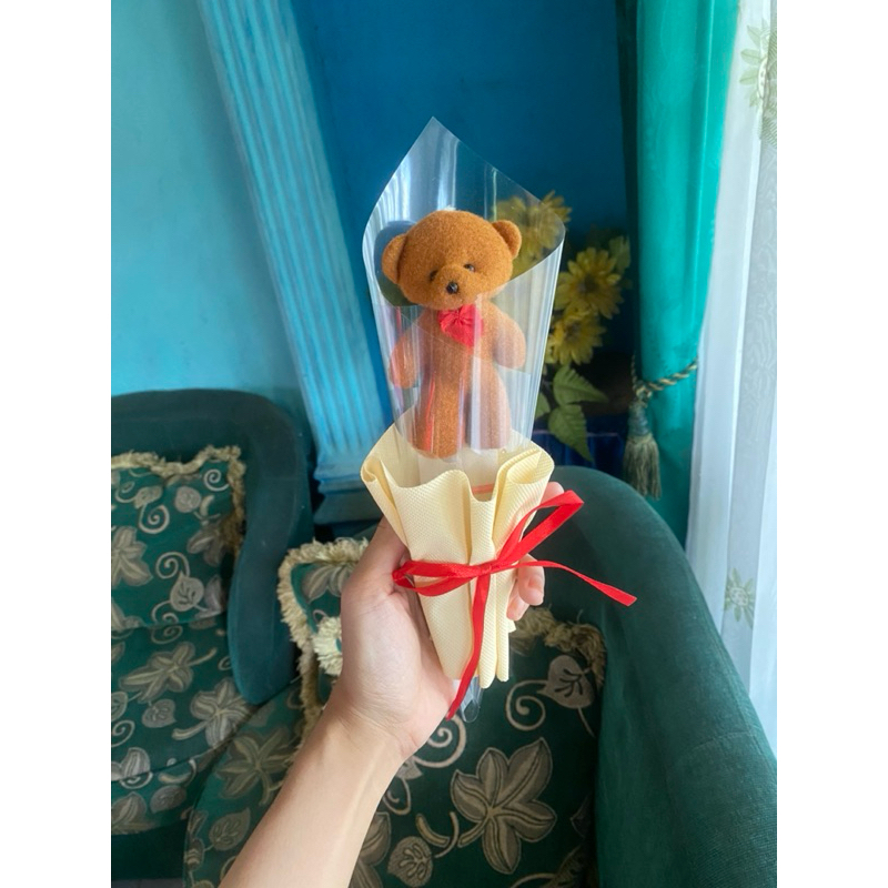 BUKET BONEKA(mika+wraping) BUKET BUNGA /BUKET BINEKA/BUKET WISUDA /BUKET HARI GURU/BUKET MAWAR TANGK