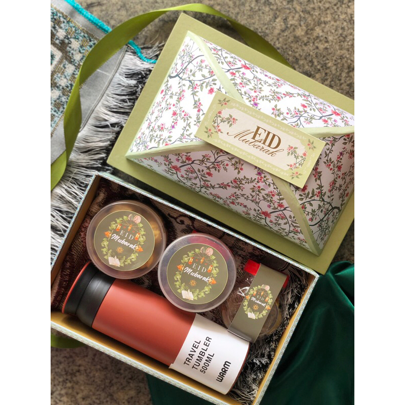 

EID MUBARAK HAMPERS LEBARAN IDUL FITRI PREMIUM HARDBOX MODEL KUBAH CANTIK BANGET UNTUK HAMPERS KOLEGA CORPORATE HAMPERS KELUARGA