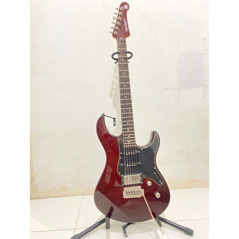 Yamaha Pacifica 612 VM