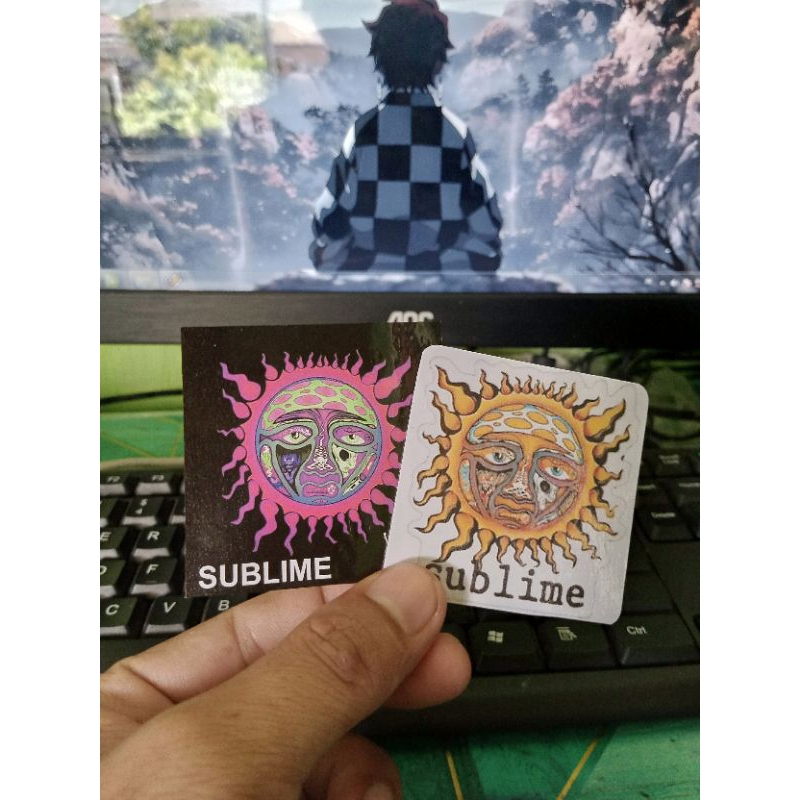 

sticker vinyl laminasi glossy ukuran 6x6 cm