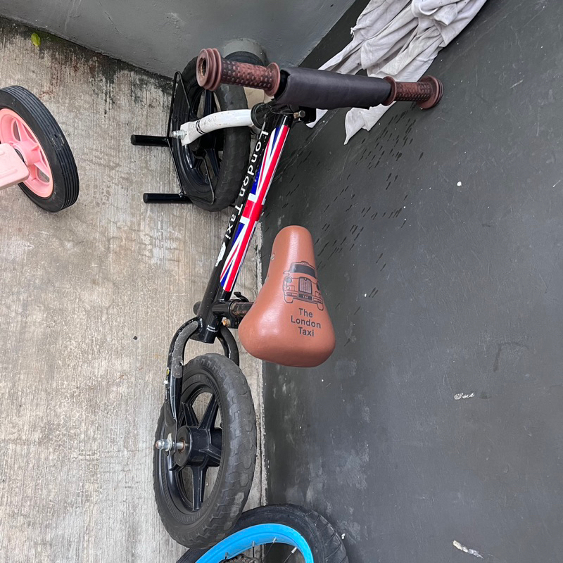 preloved balance bike london taxi