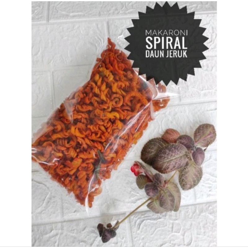 

Camilan kiloan ecer / grosir MAKARONI SPIRAL DAUN JERUK 250 gram