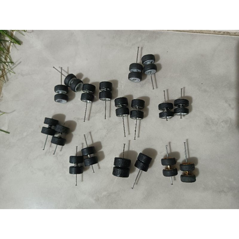 ban karet custom hotwheels