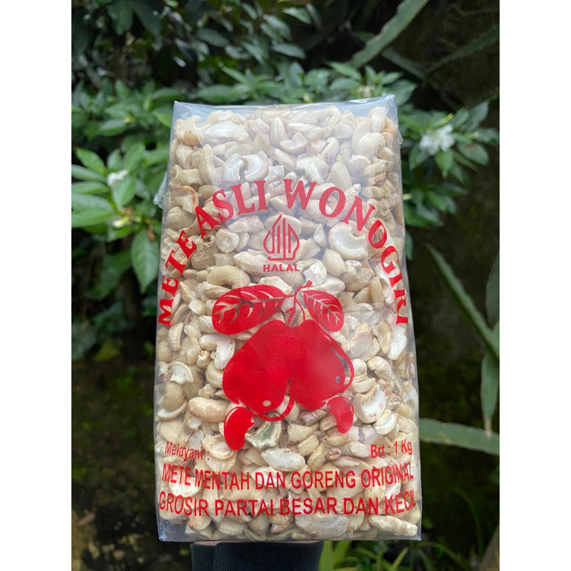 

kacang mede mentah patahan 1kg