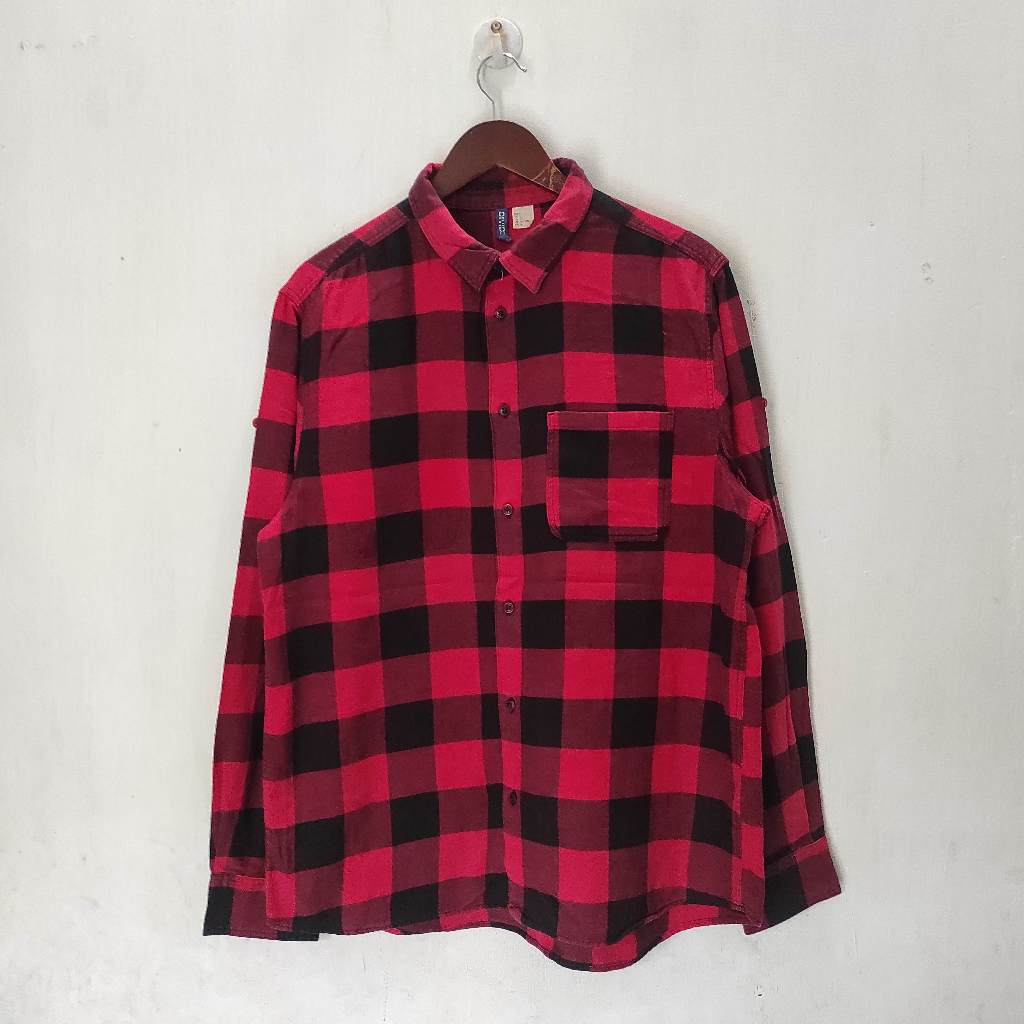 Kemeja Flanel Merah Pria H&M size L