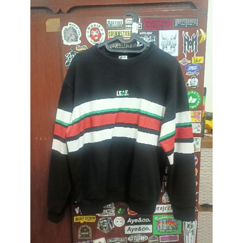 crewneck leaf size L