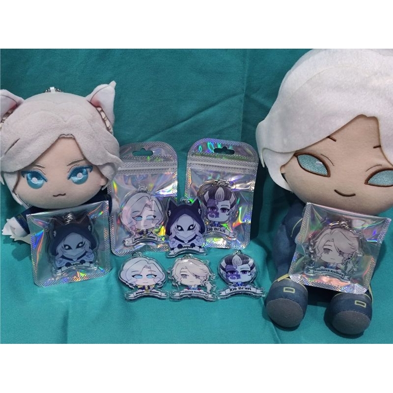 Identity V acrylic keychain (Joseph, Wu chang, Ithaqua, Frederick) by @vi_gurantsu