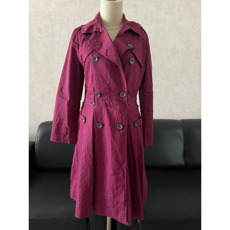 Valencia long coat megar warna burgundy mewah
