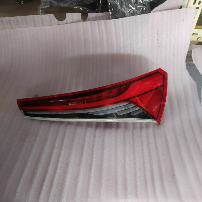 Stoplamp Lampu Belakang Wuling Almaz 2021 2022 original kanan