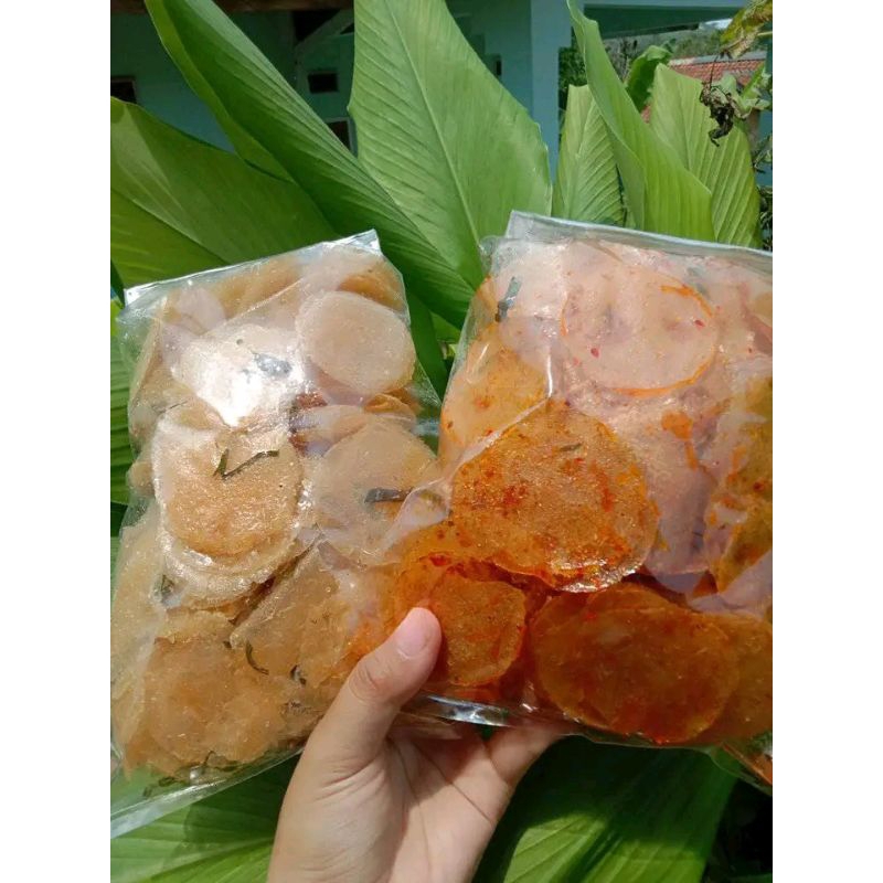 

Paket Hemat ! keripik kaca pedas daun jeruk+original daun jeruk isi 250gram